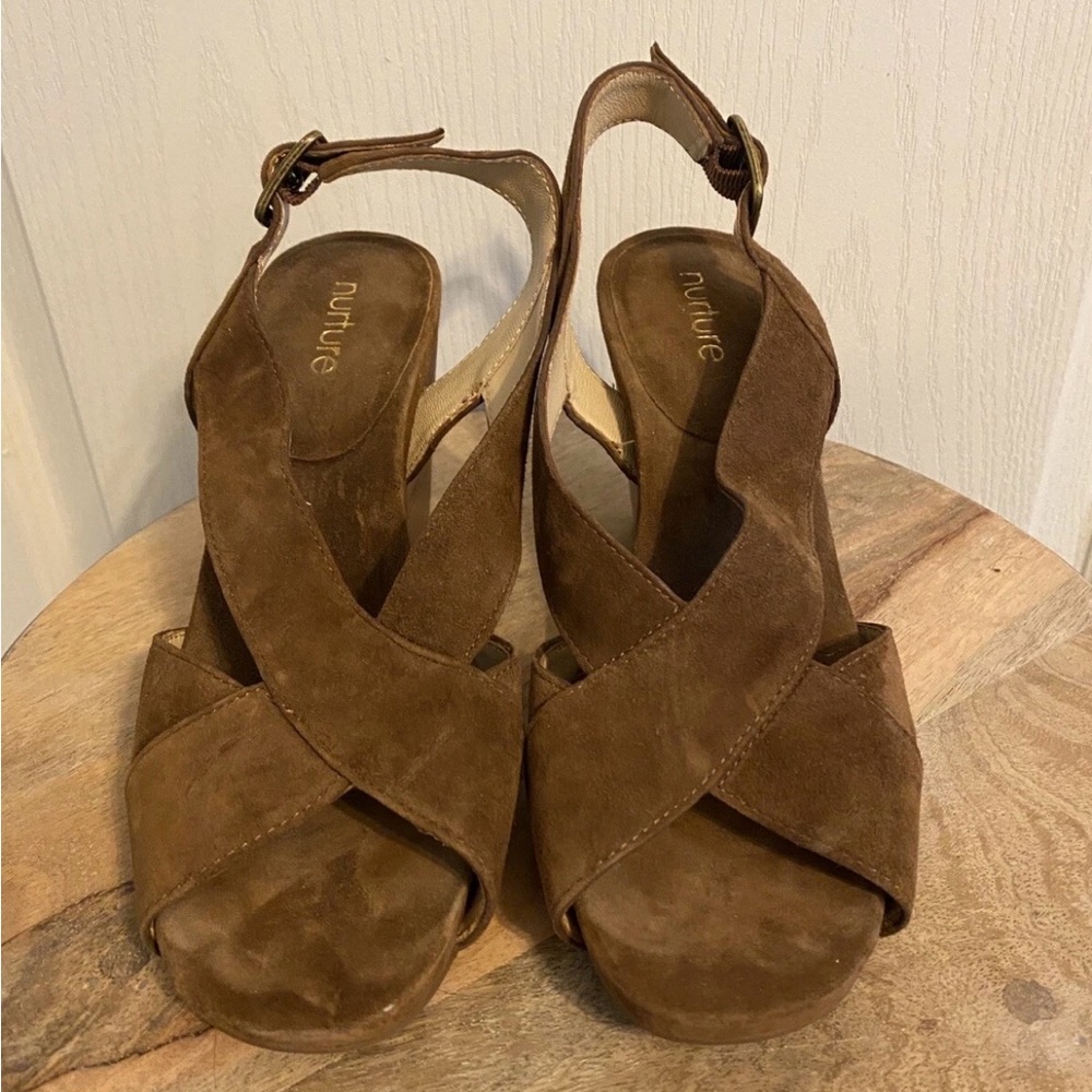 Nurture Blockheeled Brown Sandals 8M
